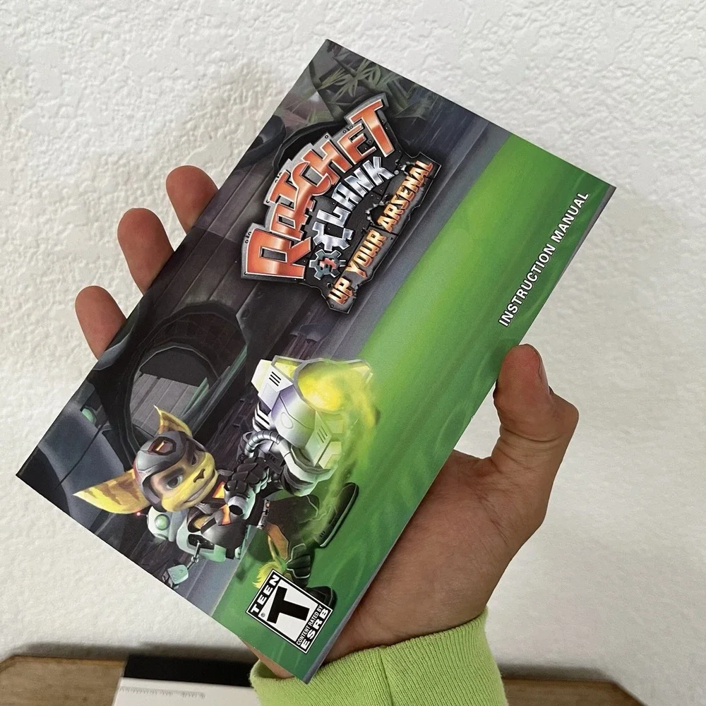 Ratchet and Clank Up Your Arsenal PS2 CIB Sony PlayStation 2 Complete Manual